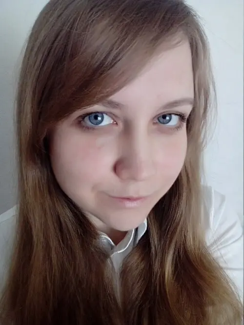 Анна Спивак