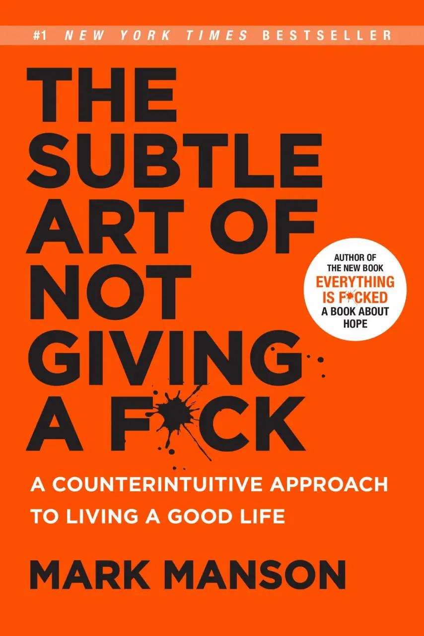 Дочитал тут на днях «The Subtle Art of Not Givinga F*ck» Марка Мэнсона. Автор — широко известный всем кроме меня американский блогер | Сетка — социальная сеть от hh.ru