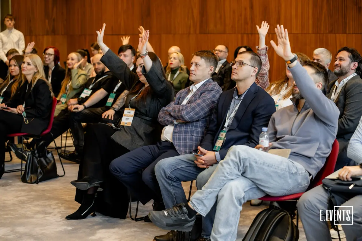 Больше чем диазйн | Сетка — социальная сеть от hh.ru