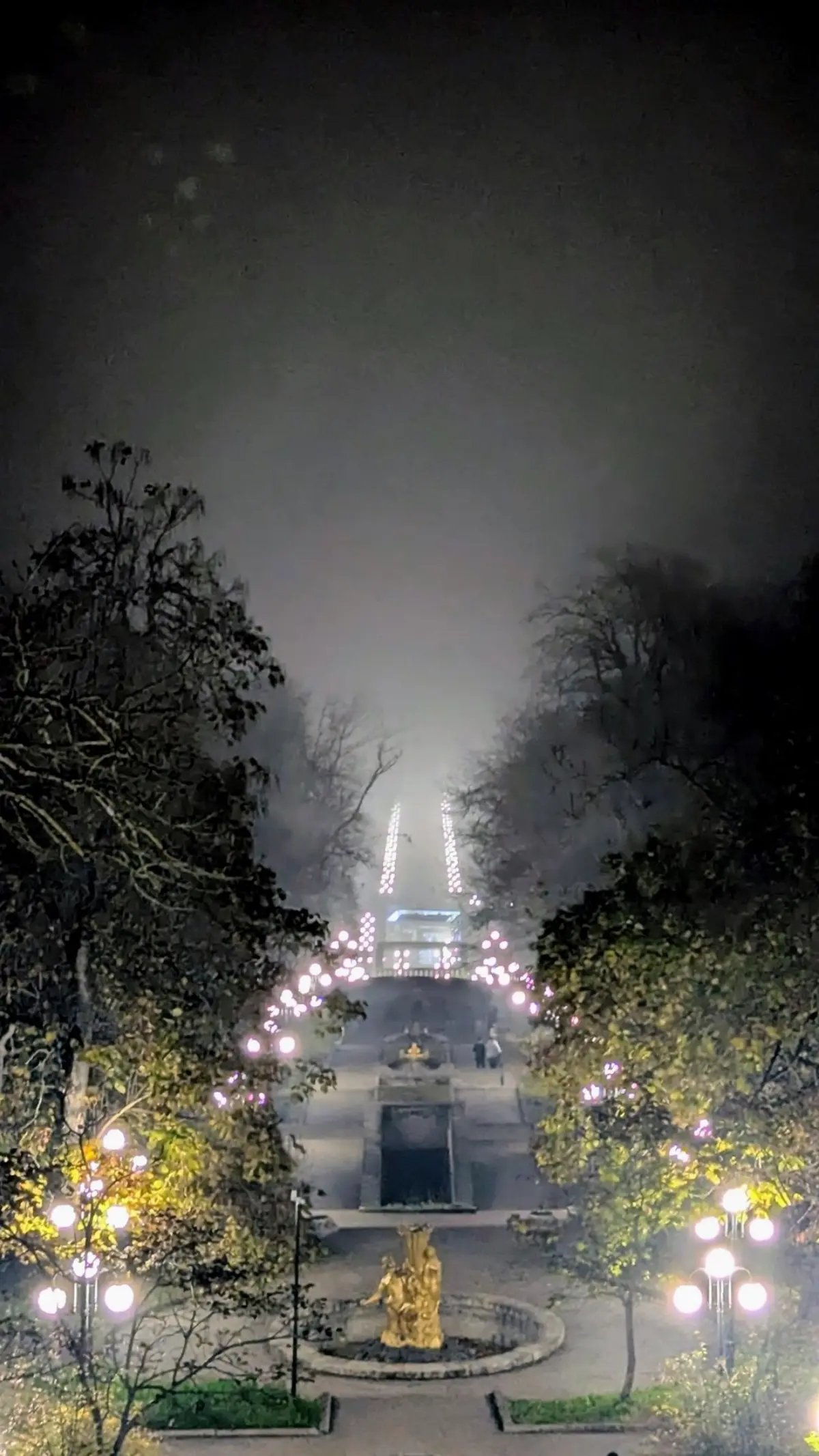 Хорошего вечера, друзья!❤️  
📷 Сергей Дуленко  
#Железноводск #ОтдыхНаКавказе #Курорт #АрендаКвартир | Сетка — социальная сеть от hh.ru