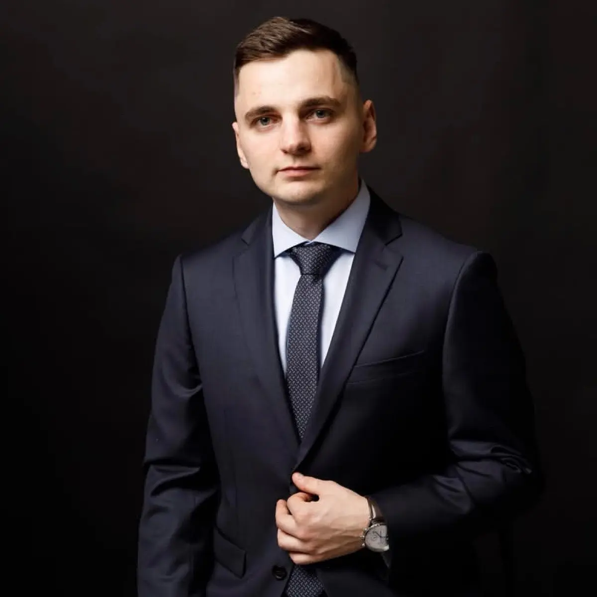 Антон Мельник