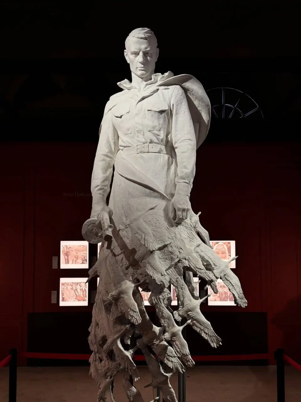 🖼 Выставка «Великая Победа. Россия — моя история»
до 8 декабря
Пн-Вс 10:00–19:00
В ЦВЗ «Манеж» проходит выставка «Великая Победа. Россия — моя история» | Сетка — социальная сеть от hh.ru