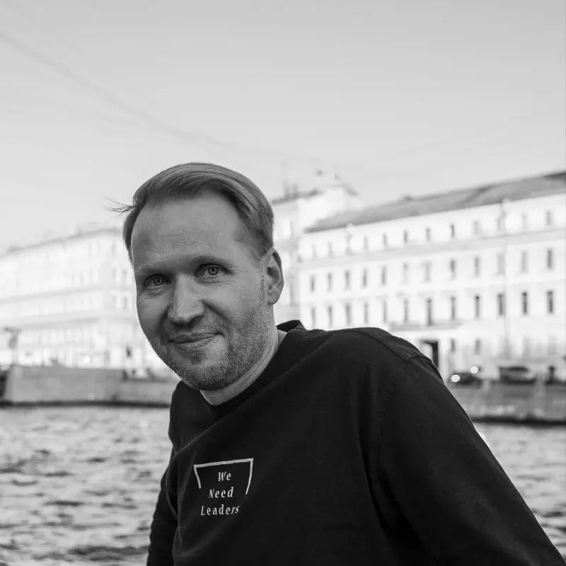 Павел Чистяков