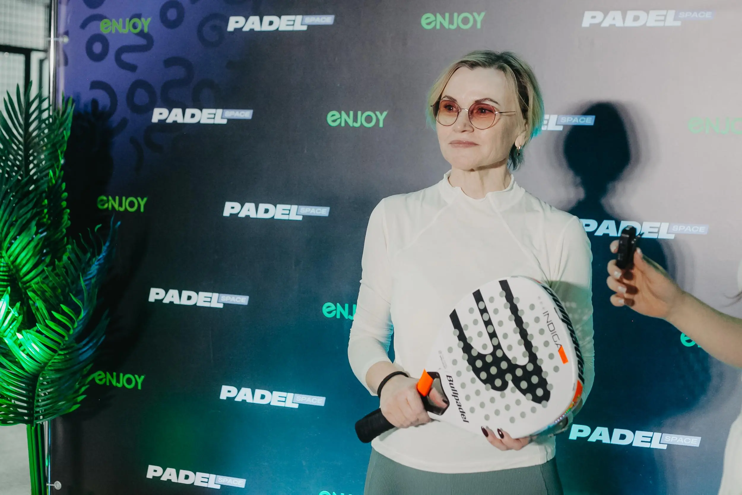 📎 Открытие клуба Enjoy Med Club в формате падела зашло идеально. Гости вышли из корта с тем самым ощущением: «ну наконец-то что-то по-настоящему живое». Энергия, скорость, драйв — всё как мы любим | Сетка — социальная сеть от hh.ru