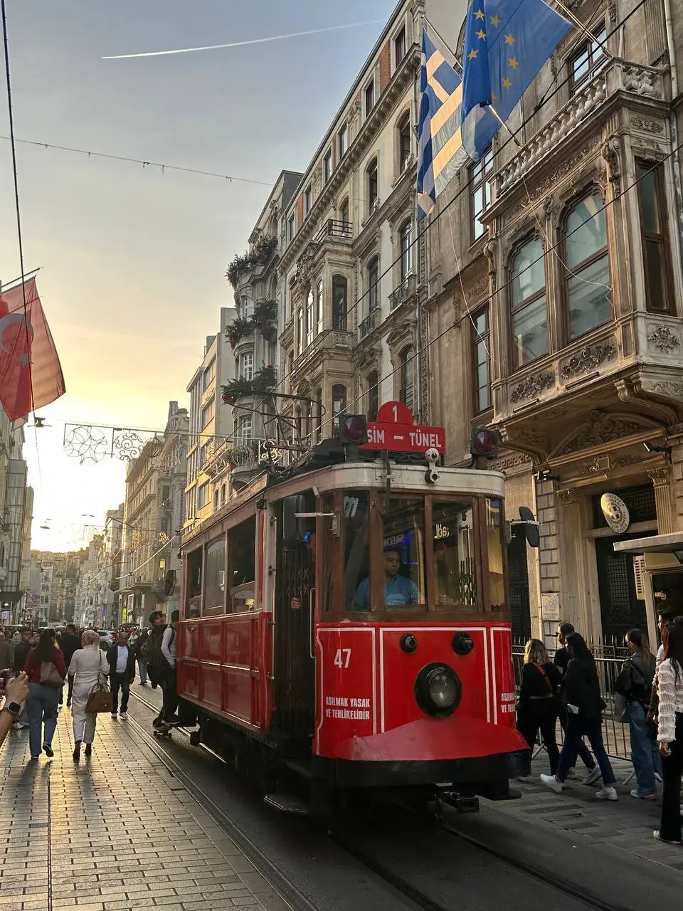 Ну что, 5 дней в Стамбуле пролетели незаметно. Всегда после перерыва тяжело возвращаться в рабочий ритм, все мы любим ничего не делать, и я не исключение | Сетка — социальная сеть от hh.ru