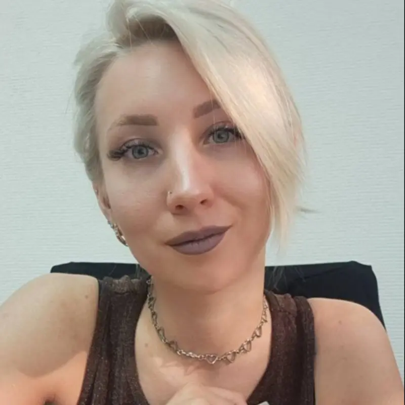 Юлия Сергеева | Сетка — социальная сеть от hh.ru