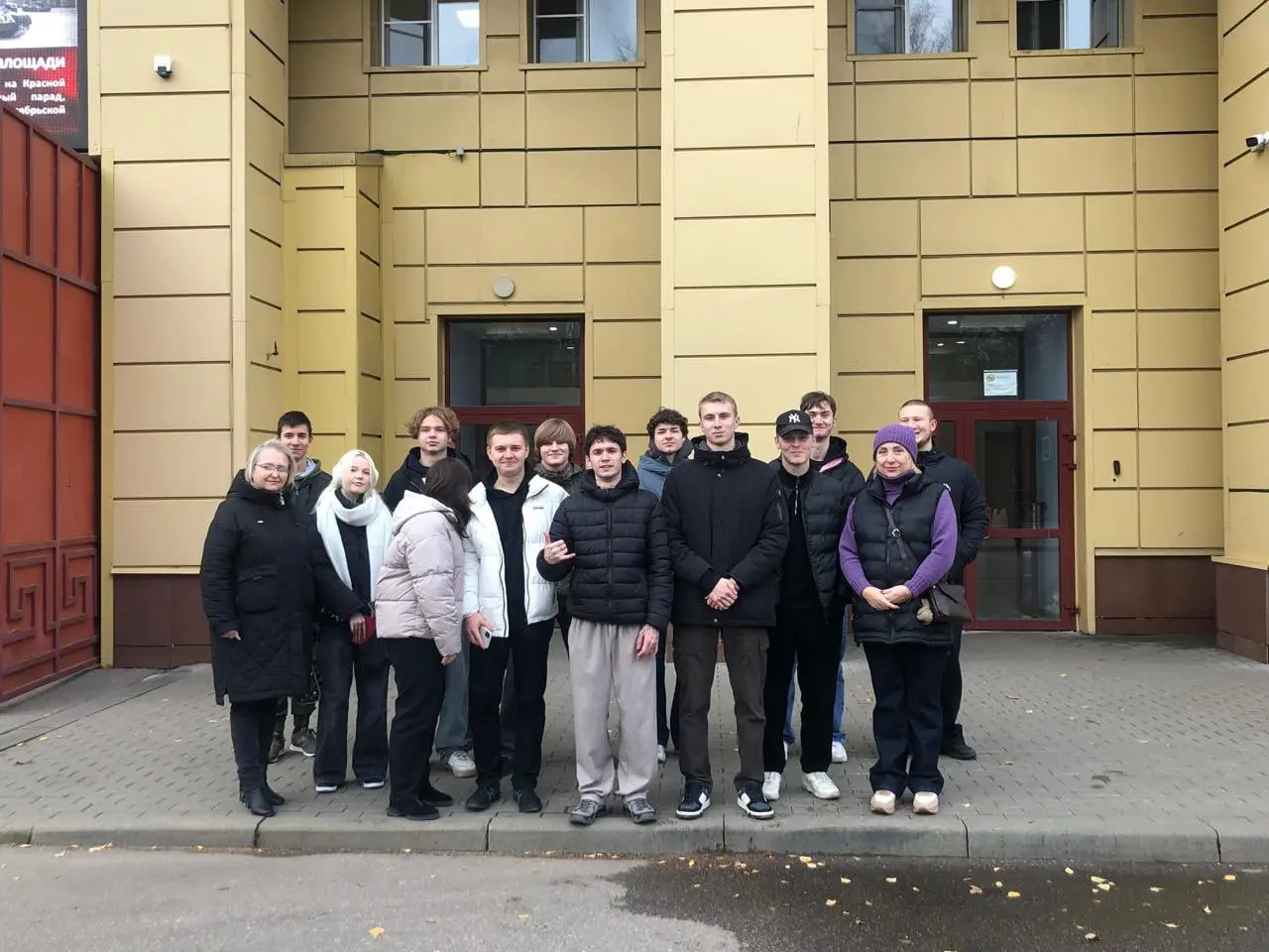 🎓 Завершена осенняя часть цикла экскурсий для первокурсников! 🎓
Мы с гордостью сообщаем о завершении осенней части нашего ежегодного цикла экскурсий для первокурсников на градообразующие предприятия г... | Сетка — социальная сеть от hh.ru