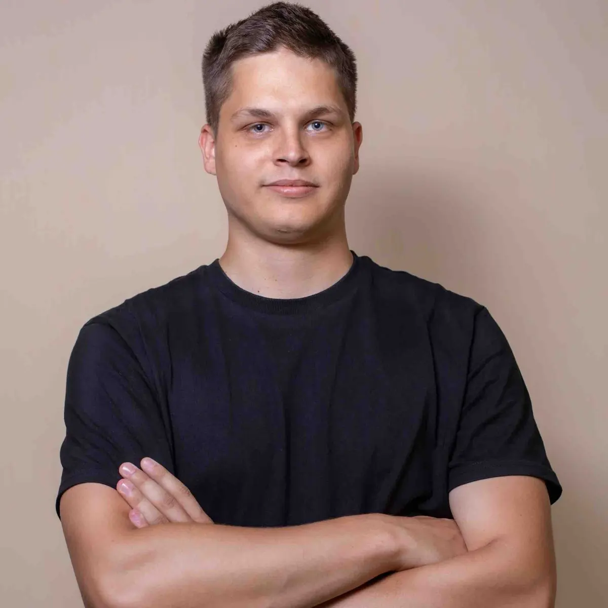 Артем Негоица | Сетка — социальная сеть от hh.ru