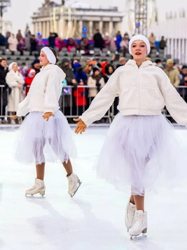 ❄️Открытие зимнего сезона на ВДНХ
28-29 ноября 18:30-21:30
⛸Театральные и балетные постановки, акробатические номера, ледовые шоу, перформансы, оркестровые концерты и интерактивы
📍каток ВДНХ
29 ноября... | Сетка — социальная сеть от hh.ru