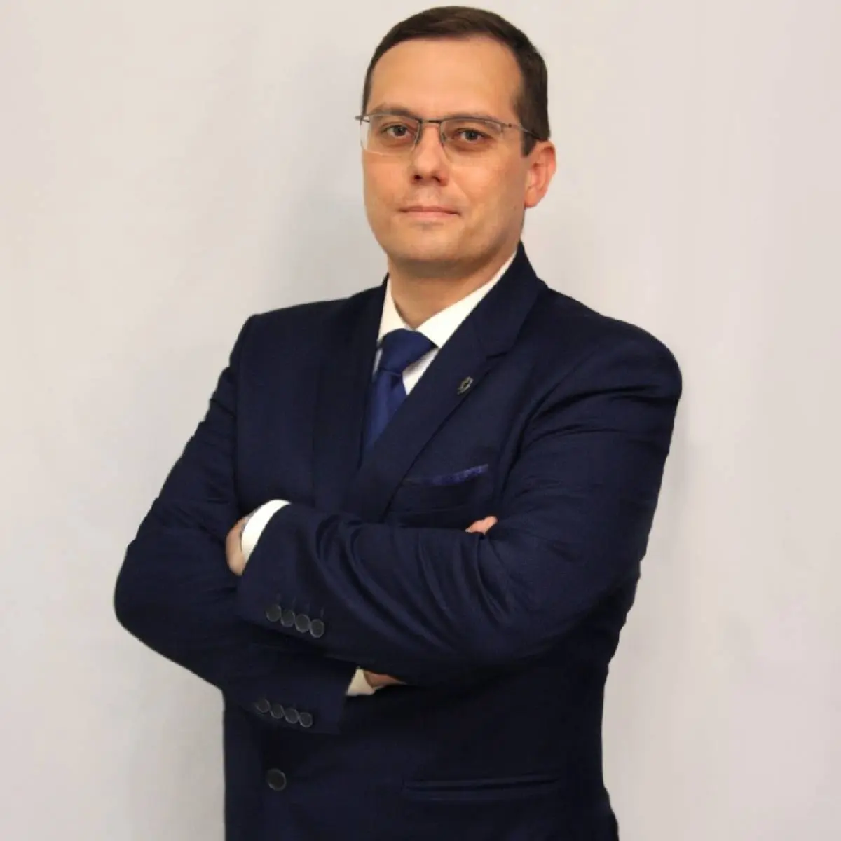 Владимир Петров