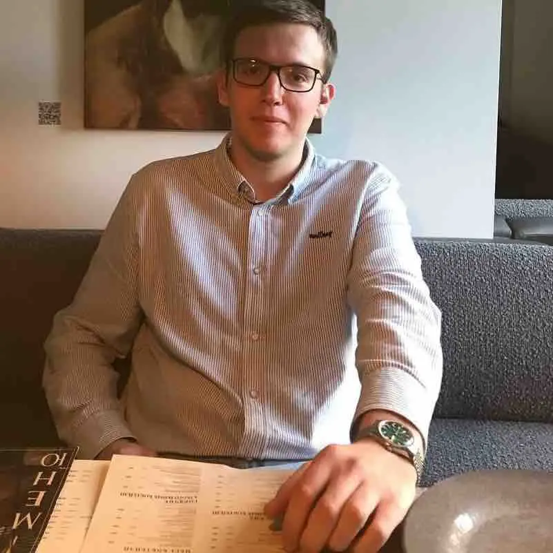 Владислав Пухов | Сетка — социальная сеть от hh.ru