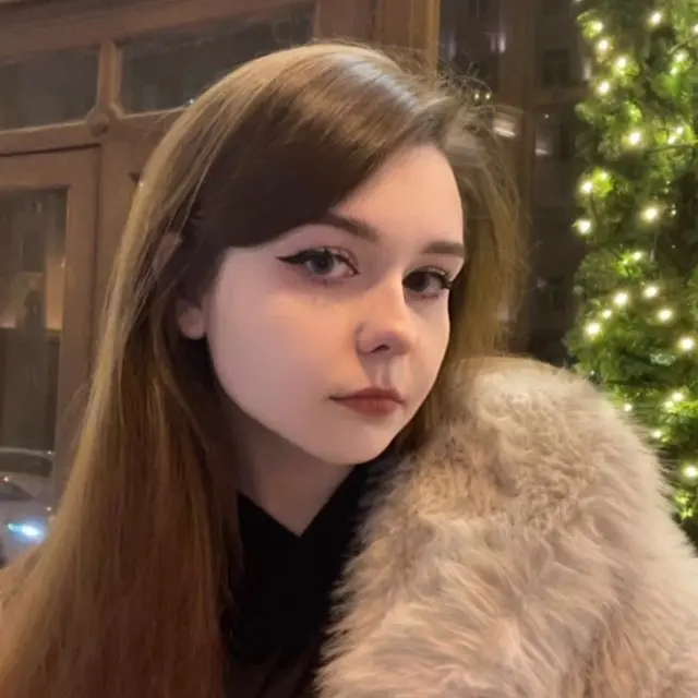 Даша Цветкова | Сетка — социальная сеть от hh.ru