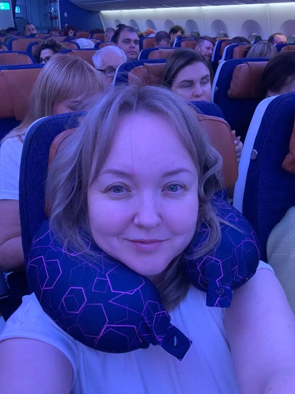 Началось мое путешествие от Фаберлик
Привет 👋 🇻🇳 Вьетнам | Сетка — социальная сеть от hh.ru