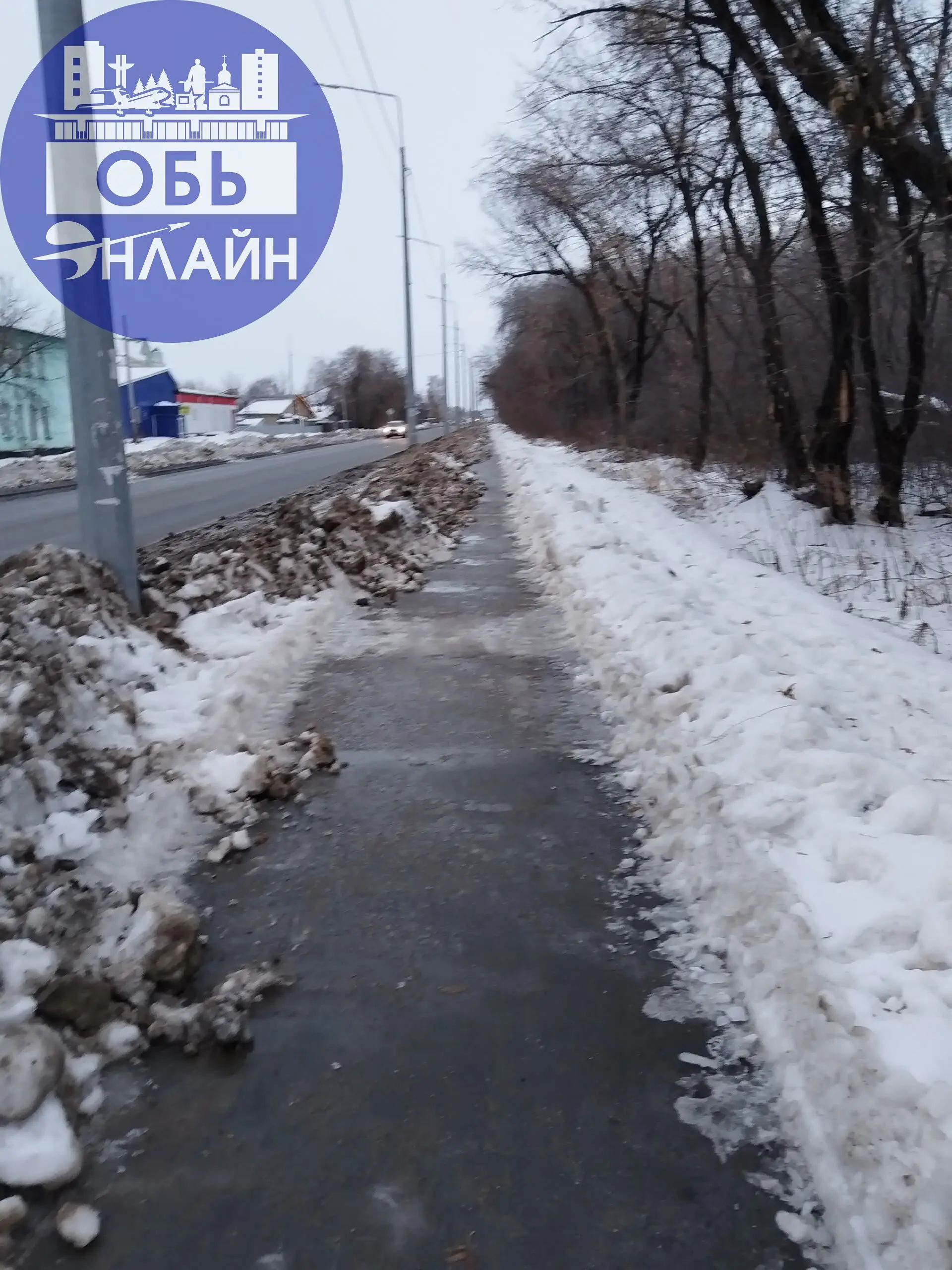 ↗ Спасибо ! Почистили так почистили , глаза на лоб лезут, шла по этой дороге с больницы до геодезии, наверное минут сорок потому что там много льда и снега набросано, дорога проходит с остановки больн... | Сетка — социальная сеть от hh.ru
