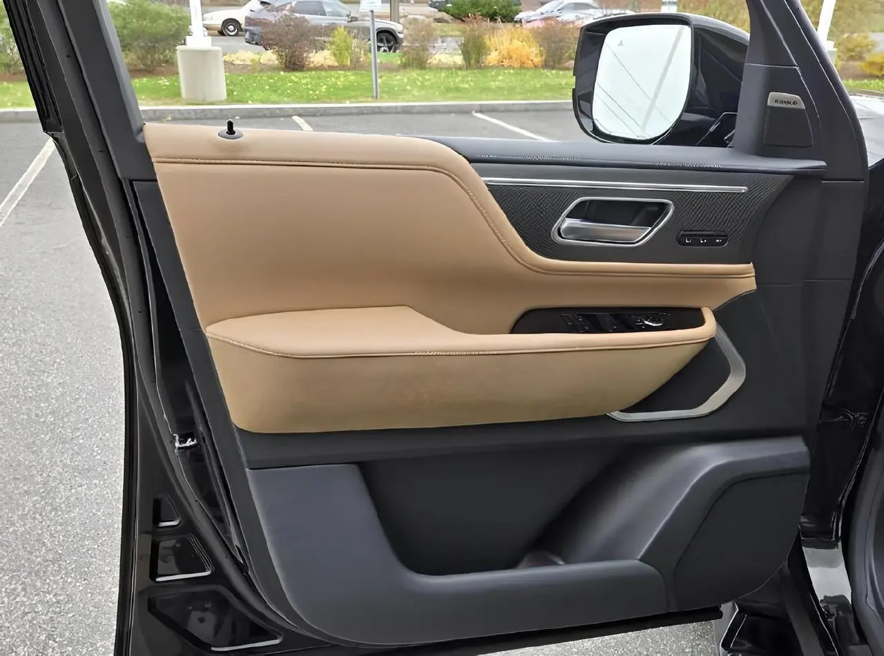🚘INFINITI QX80 Luxe
Свежий, мощный, статусный:
3.5 турбо • 450 л.с | Сетка — социальная сеть от hh.ru