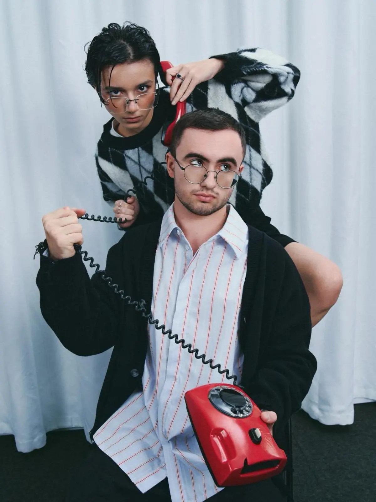 💻Office SM core = имиджевая фотосессия, которую мы устроили прямо в офисе СберМаркетинга.
Моделями стали наши сотрудники — чтобы все видели, кто стоит за масштабными проектами компании | Сетка — социальная сеть от hh.ru