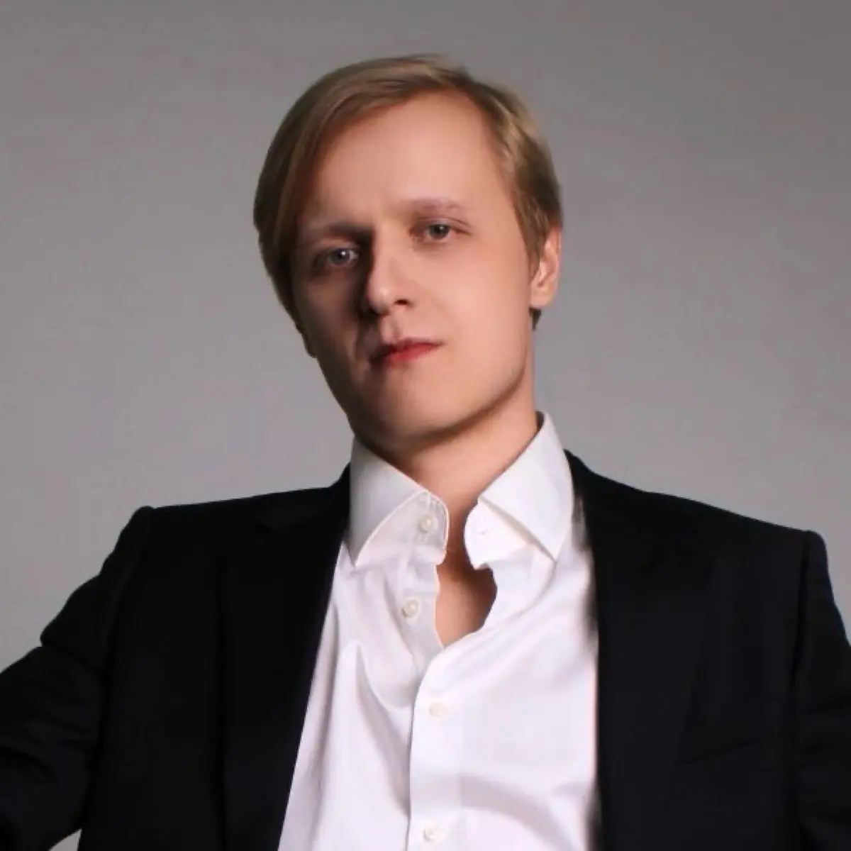 Ростислав Шиловский | Сетка — социальная сеть от hh.ru