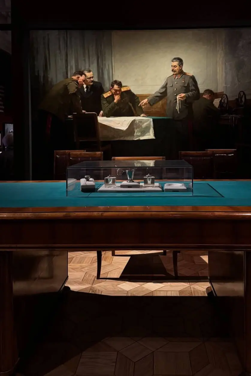 #афиша #пятница #28ноября
✨Афиша мероприятий в Москве
на 28 ноября
Выставки:
🔵Выставка «Великая Победа. Россия — моя история»
📍Манежная пл., 1
🔵Выставка «Старый Новый год»
📍ул | Сетка — социальная сеть от hh.ru