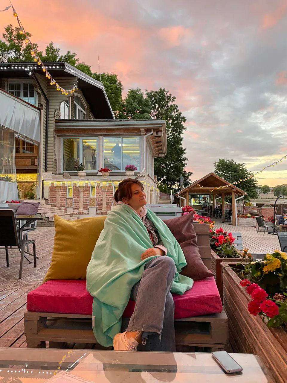 🍁 ОСЕННИЙ ДАЙДЖЕСТ НЕЙРОUP: ПЕРЕЗАГРУЗКА МЕНТАЛЬНЫХ СИЛ 🧠
Привет!
Осень — время не только уюта, но и вызовов для нашей энергии и концентрации | Сетка — социальная сеть от hh.ru