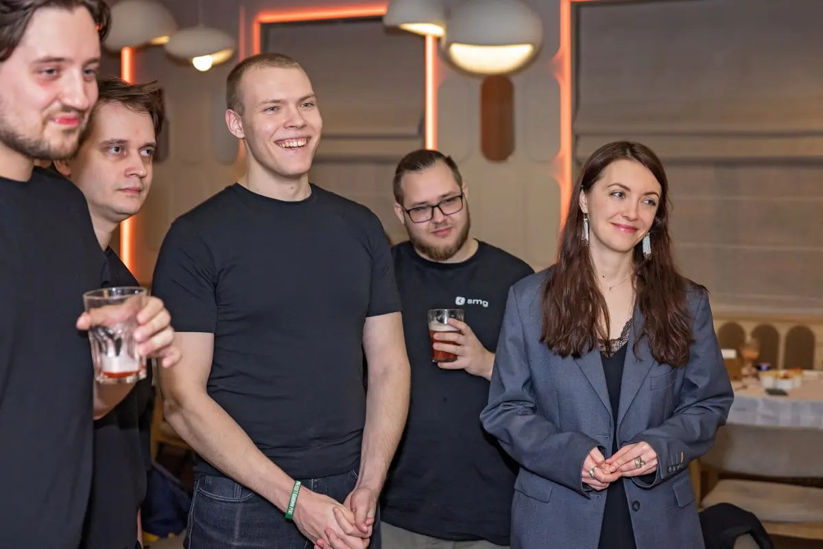 💜 18 ноября Soft Media Group исполнилось 15 лет! | Сетка — социальная сеть от hh.ru