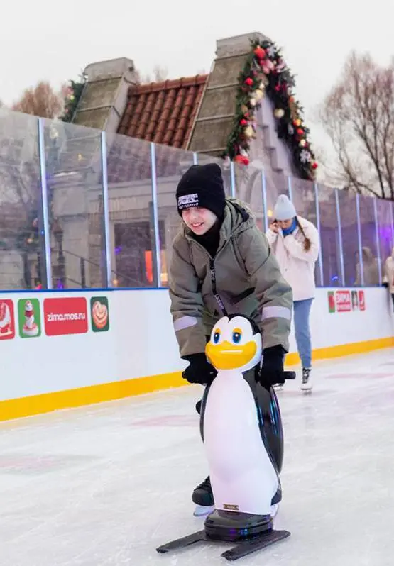 ⛸️Бесплатный каток на фестивальной площадке «Гольяново»
С 1 декабря с 11:00 до 22:00 по будням, в выходные с 10:00 до 22:00
▫️Выход на лед бесплатный, необходима предварительная регистрация
📍 Уральска... | Сетка — социальная сеть от hh.ru
