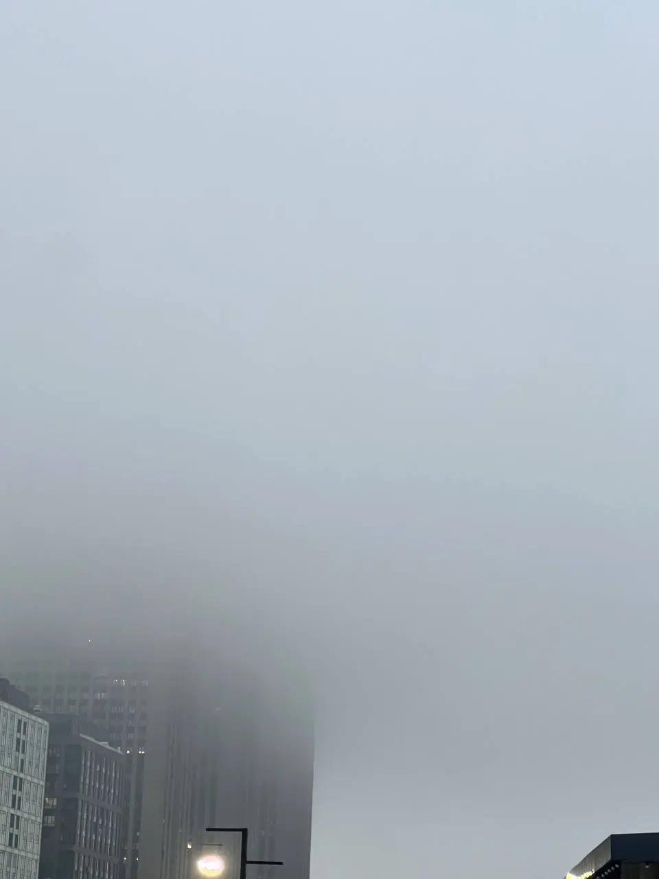 Московская осень 🍂
«Листья осень осыпает,
Гроздь рябины пламенеет,
Солнце бережно ласкает,
Как любовь, что душу греет!»
®️ Лариса Чистилина
Раз был todo list осени, придётся держать ответ
Часть 1⃣, ос... | Сетка — социальная сеть от hh.ru