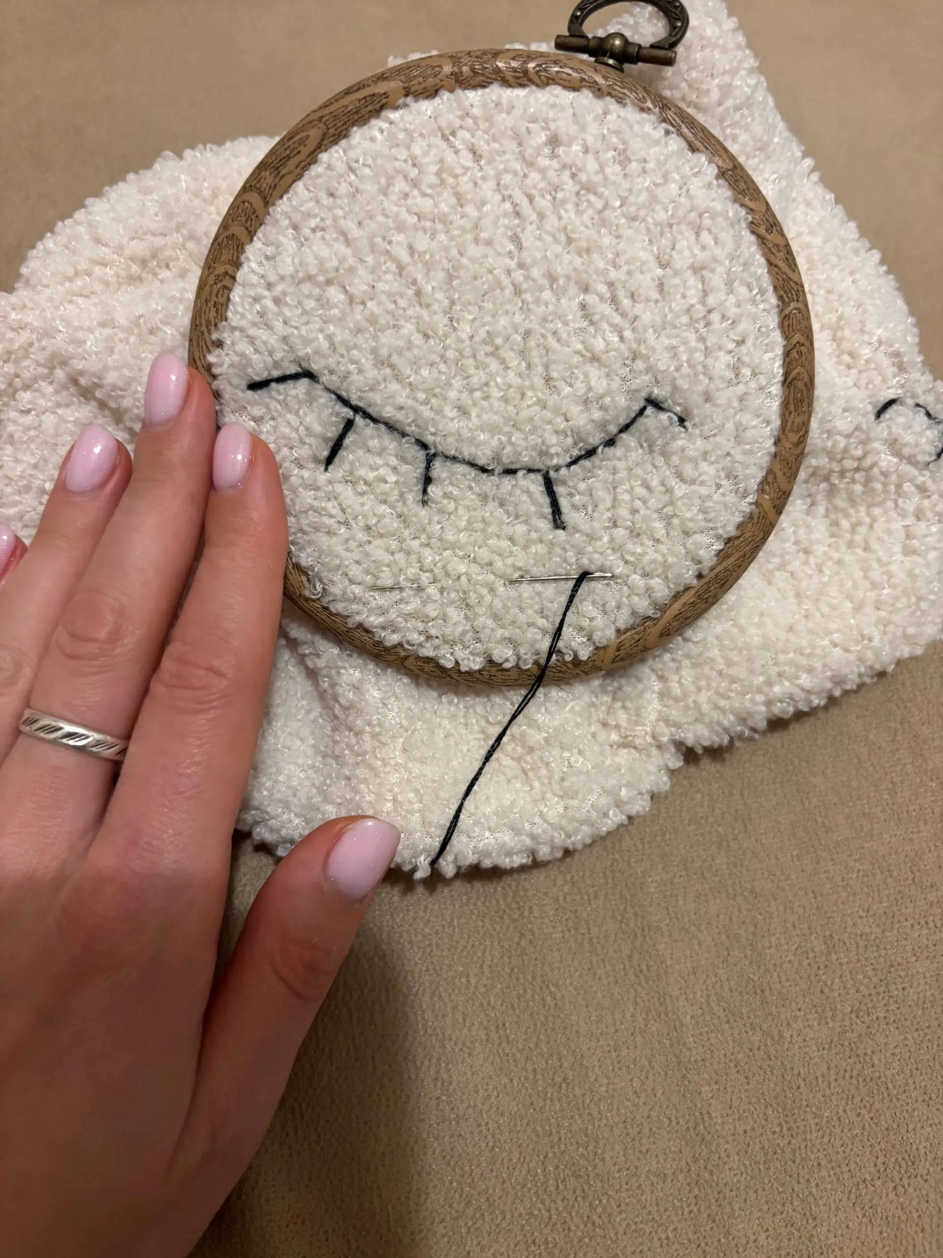 В прошлом году мне в голову пришла мысль провести цикл занятий по сказке Сутеева «Под грибом» | Сетка — социальная сеть от hh.ru