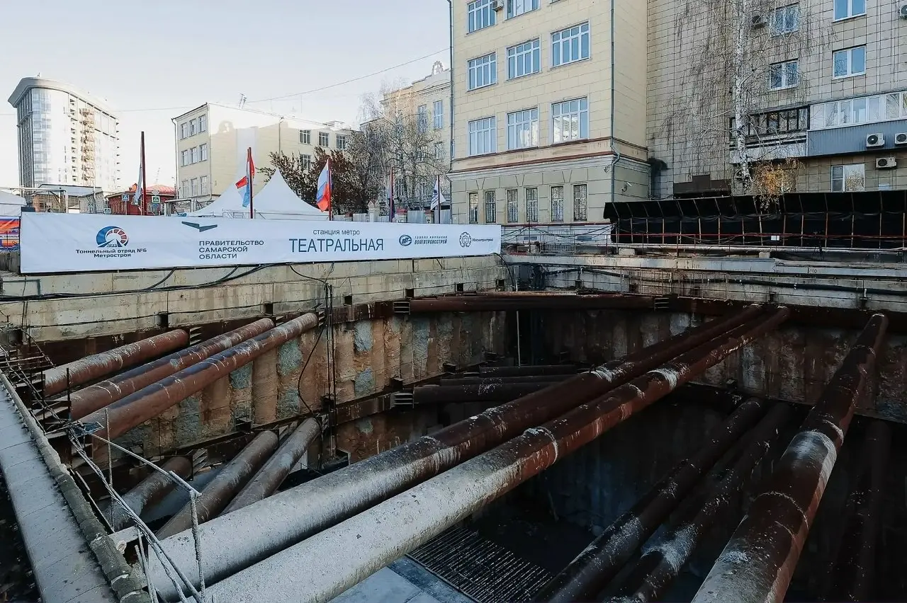 В Самаре завершена проходка тоннеля для станции метро «Театральная»
Работы выполнены с опережением первоначального графика | Сетка — социальная сеть от hh.ru