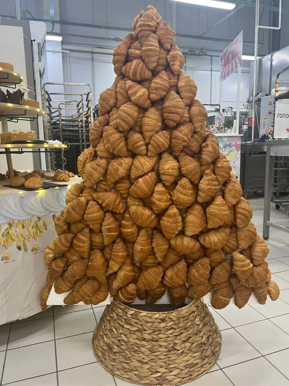 Пятничный дайджест побед 🎉
Привет, друзья 🖐
Неделя подходит к концу, а значит - время делиться победами!
На этой неделе мы не только шли к целям, но и готовились к новогодним чудесам, внедряли новые и... | Сетка — социальная сеть от hh.ru