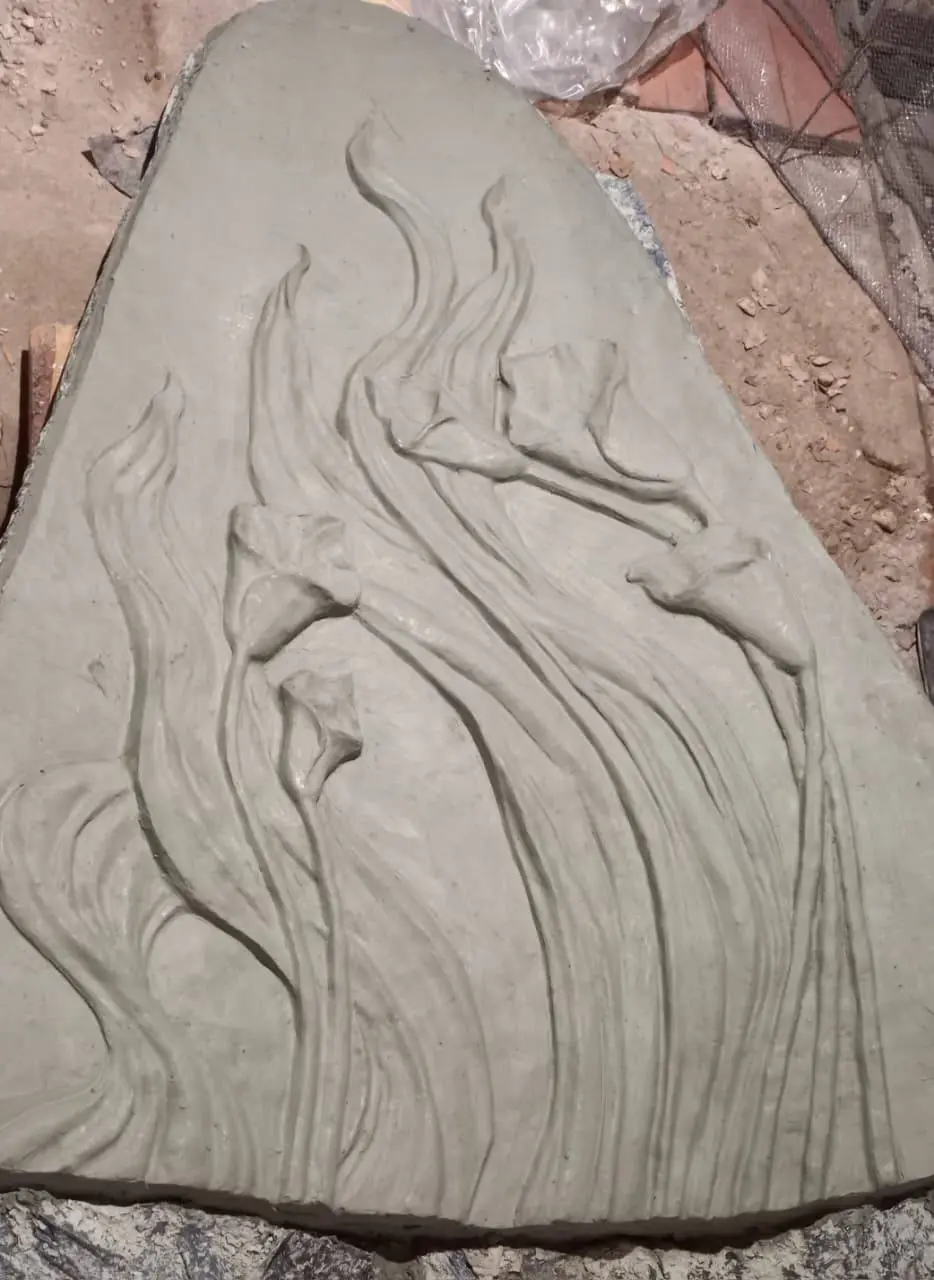 👑 Изготовление лепнины и барельефов на нашем объекте идёт полным ходом! ✨
Мы создаём объёмные, детальные элементы, которые придают интерьеру уникальность и атмосферу премиальности | Сетка — социальная сеть от hh.ru