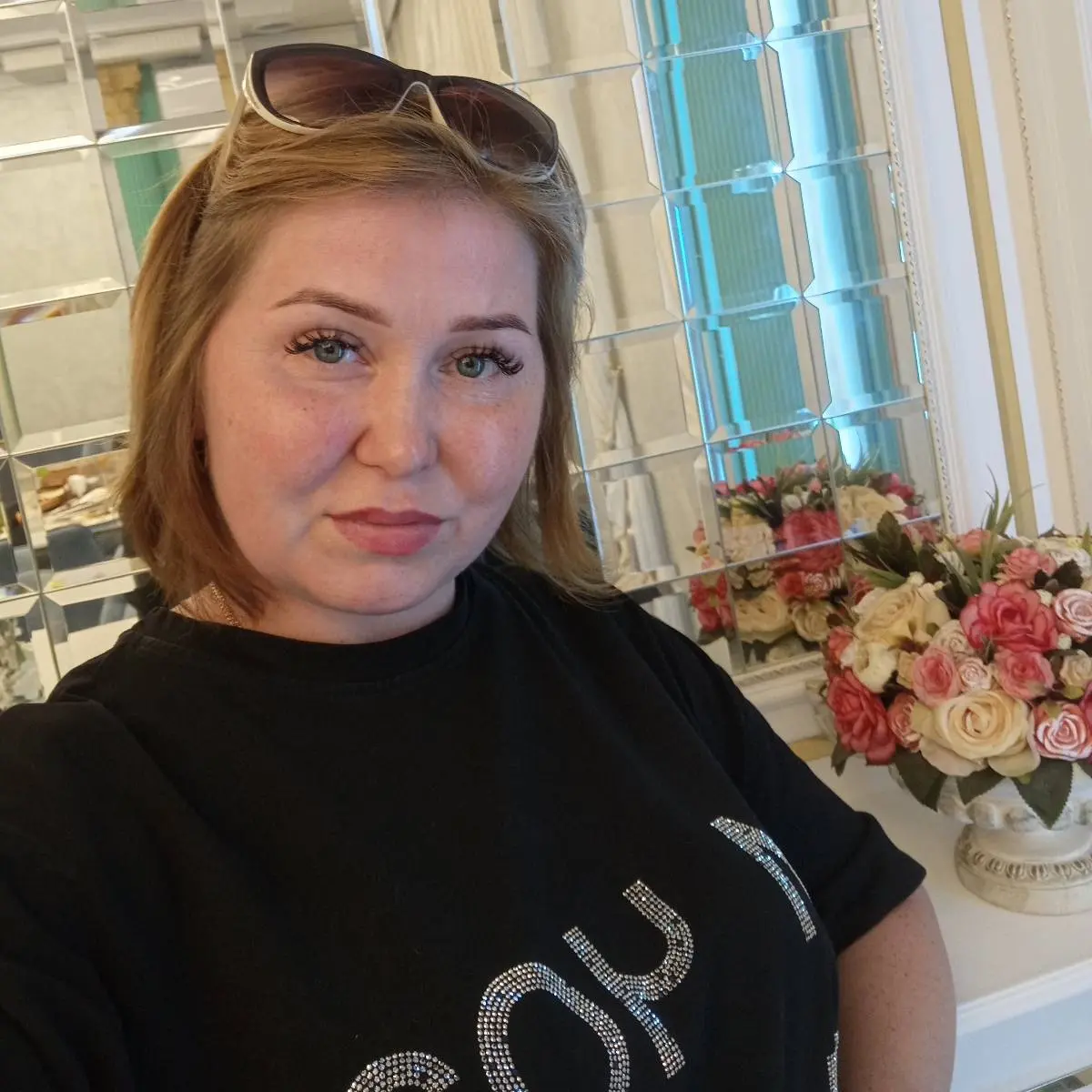 Елена Попова