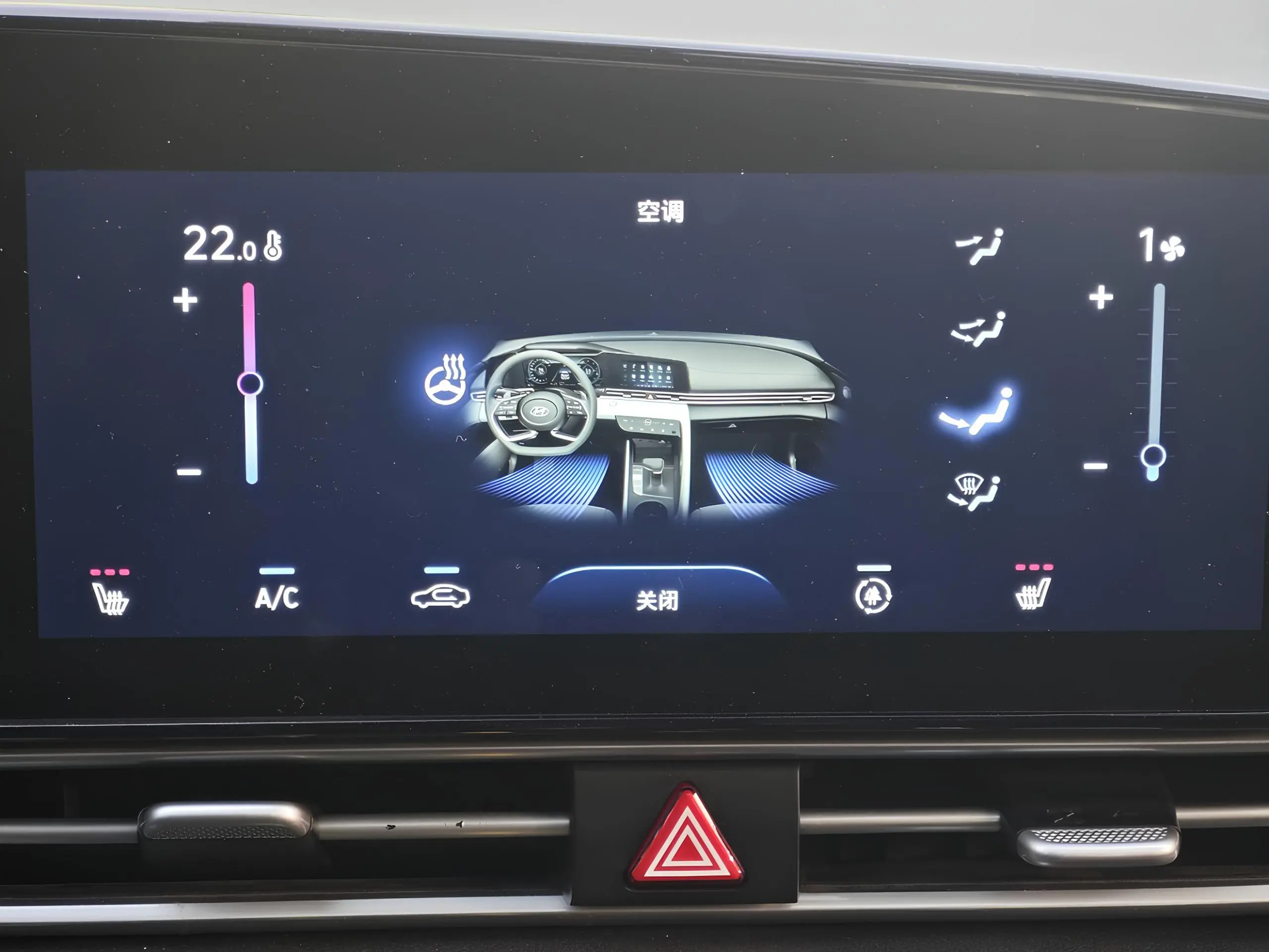 🚘Hyundai Elantra Elite Edition
✅ 2021 год Май
✅ Пробег 50589 км
✅ Мотор 1.5 / 115 л.с | Сетка — социальная сеть от hh.ru