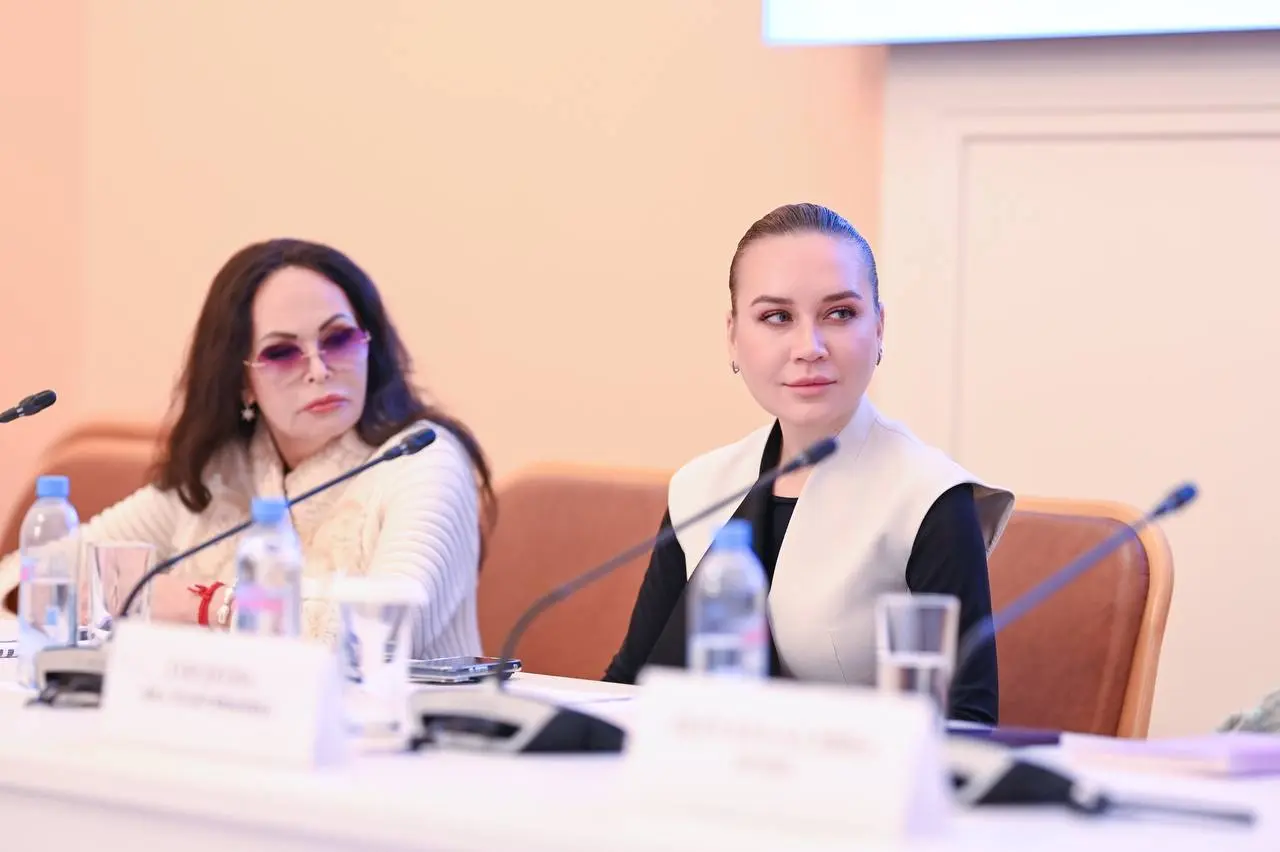 Панельная сессия «Все мы родом из детства» прошла в рамках IV Форума «Содружество моды» в Санкт-Петербурге
Дети – это будущие взрослые и очевидно, что уже сегодня мы формируем мир взрослых людей через... | Сетка — социальная сеть от hh.ru