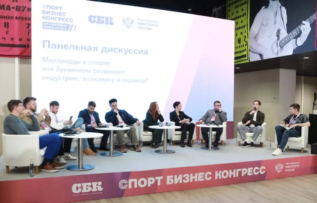 PARI, FONBET, BetBoom, Лига Ставок и МЕЛБЕТ на СБК!
Впечатления со Спорт Бизнес Конгресса 27-28 ноября.
◾️Локация — БСА Лужники
На 1-м этаже большой зал и спортивная выставка | Сетка — социальная сеть от hh.ru