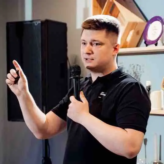 Дмитрий Скачков