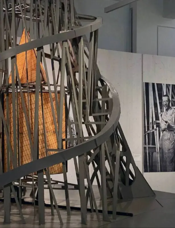 #афиша #вторник #2декабря
❄️Афиша мероприятий в Москве
на 2 декабря
Выставки:
🌨Новая выставка авангарда в Зотове 
📍Центр Зотов, Ходынская ул., 2, стр | Сетка — социальная сеть от hh.ru