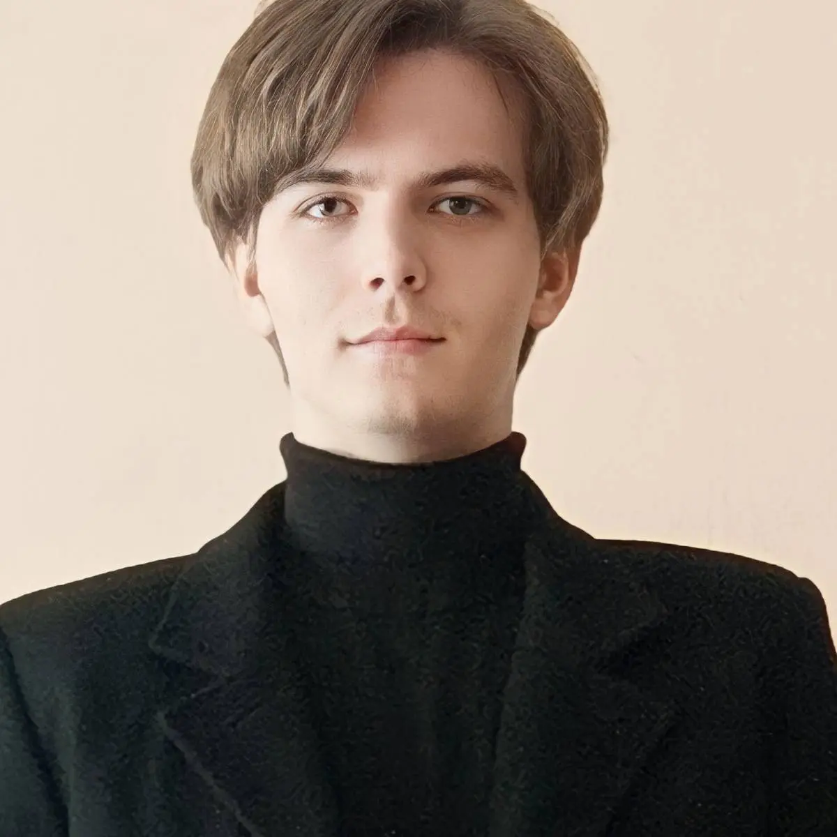 Руслан Мезенцев