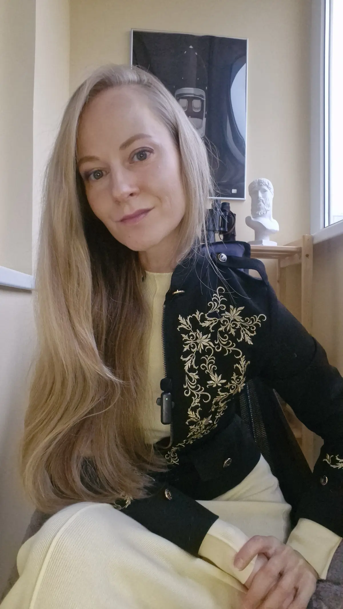 ВЕДРО С КРАБАМИ  
Эффект "крабового ведра" - это психологический феномен, говорящий о том, что если человек, индивид, будучи участником социальной группы, пытается добиться выдающегося результата, то ... | Сетка — социальная сеть от hh.ru