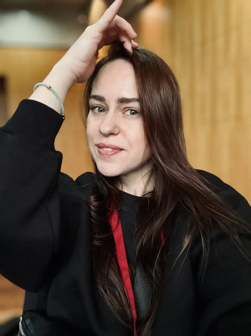 Кто я?
В последнее время этот вопрос я задаю себе так часто, что уже сама хочу расставить все точки над I | Сетка — социальная сеть от hh.ru