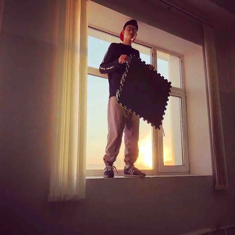 Влад Ларчук