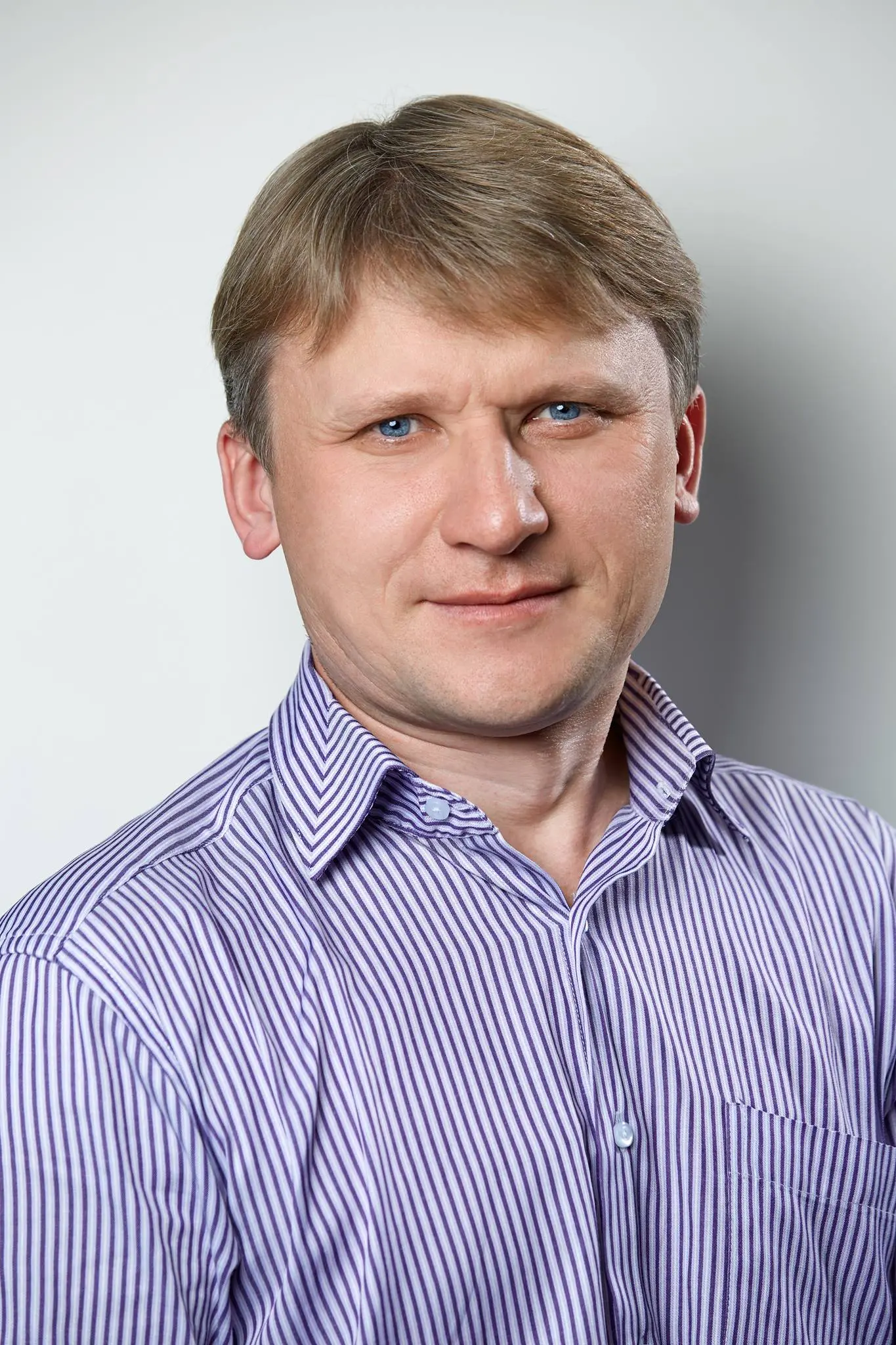 Виталий Николаев