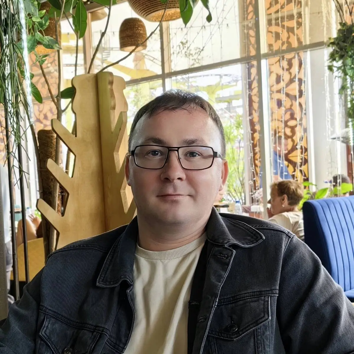 Павел Сотников