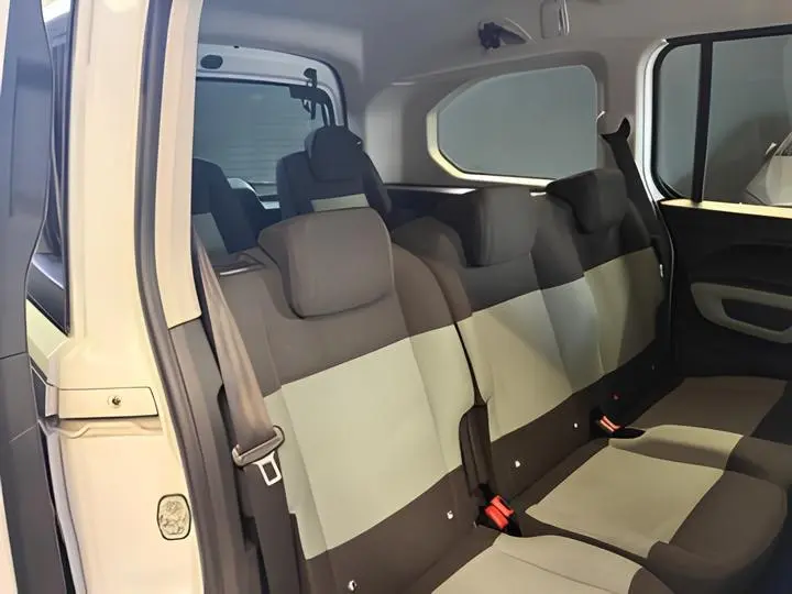 🚘Citroën Berlingo XL
Когда семье нужно ВСЁ и сразу
Давно хотел показать по-настоящему удачный вариант до 160 л.с | Сетка — социальная сеть от hh.ru