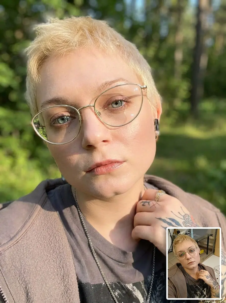 #нейросеть #ai #дизайн #фотография #nanobanana #промт
Делаем красивые детокс-селфи☘️
Я буду не я, если не подгоню вам освежающий промт для легкой ретуши ваших селфи | Сетка — социальная сеть от hh.ru