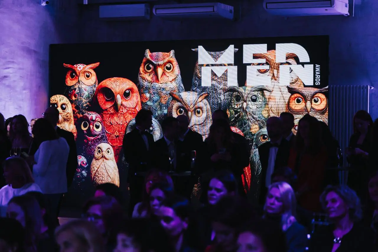 Прекрасное с Премии MedMan, прошедшей в эту пятницу - все очень красиво. Это помимо всех смыслов, достижений и продемонстрированного научно-технического прогресса) | Сетка — социальная сеть от hh.ru