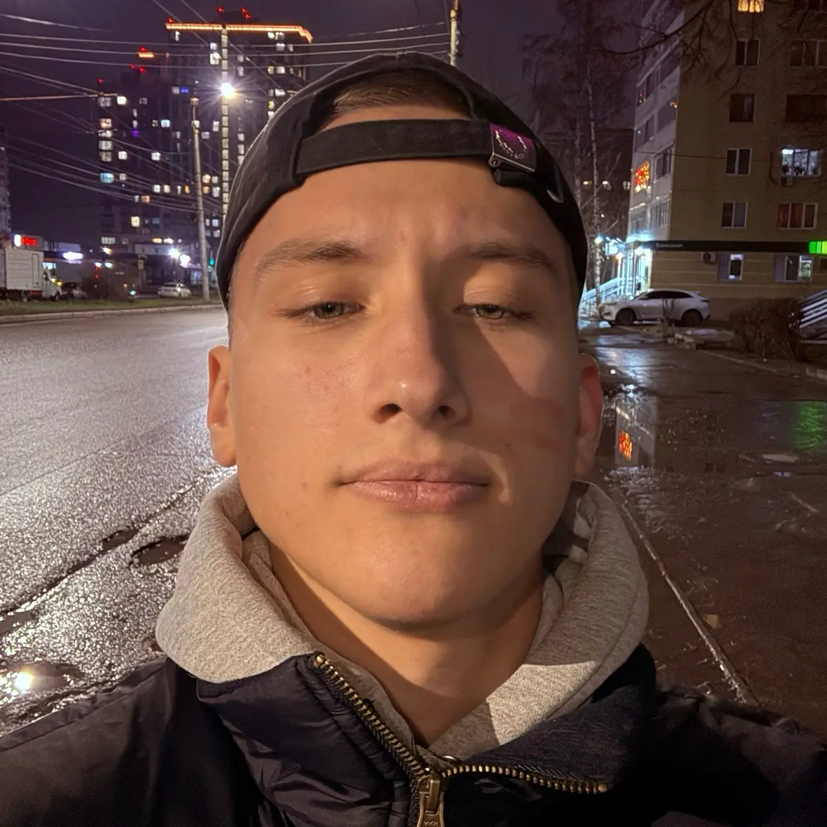 Максим Медведев