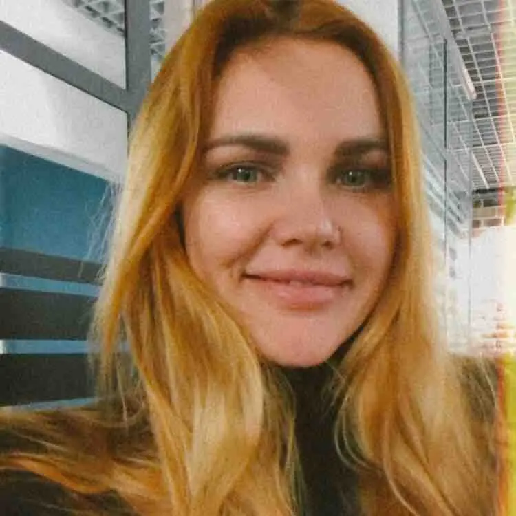 Mariya Gnutova | Сетка — социальная сеть от hh.ru