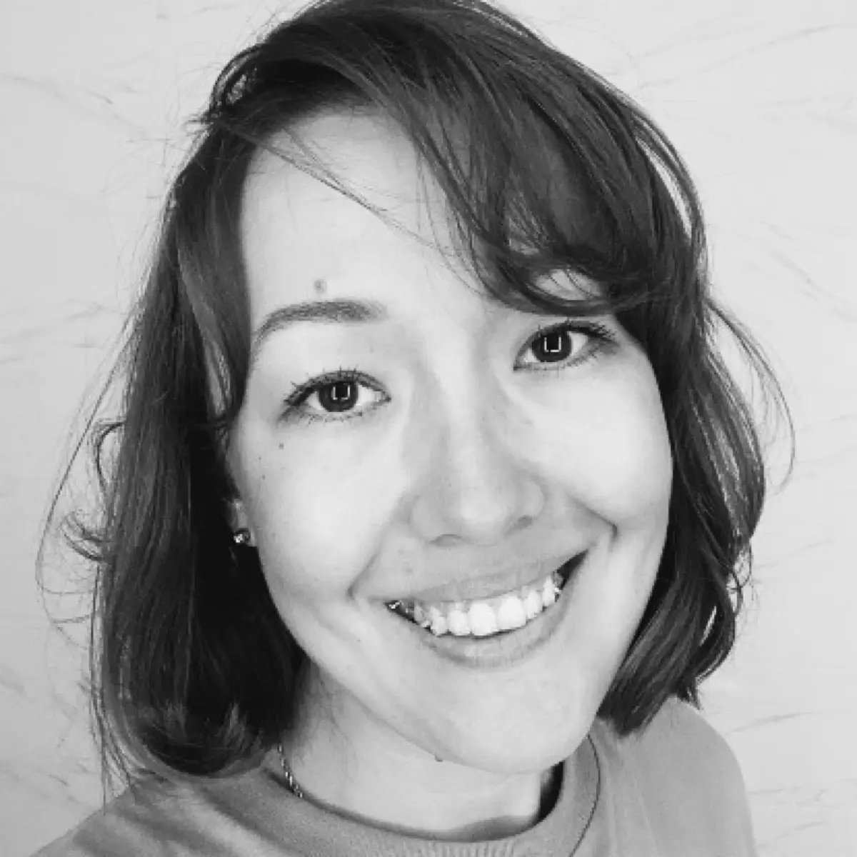 Карина Попова