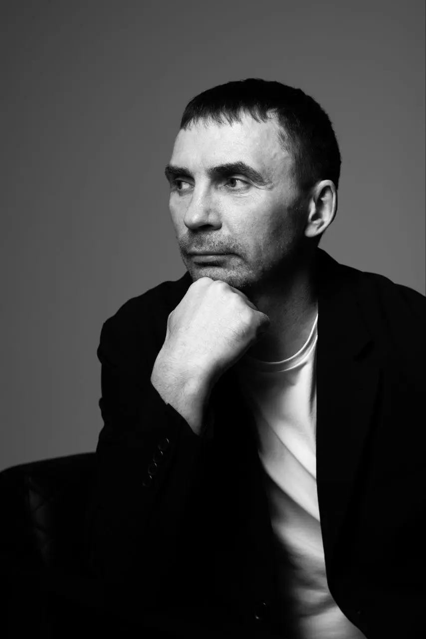 Для чего необходимо вести бюджет?
Ведение бюджета — это не про экономию.
Это про контроль, понимание и рост капитала.
1 | Сетка — социальная сеть от hh.ru