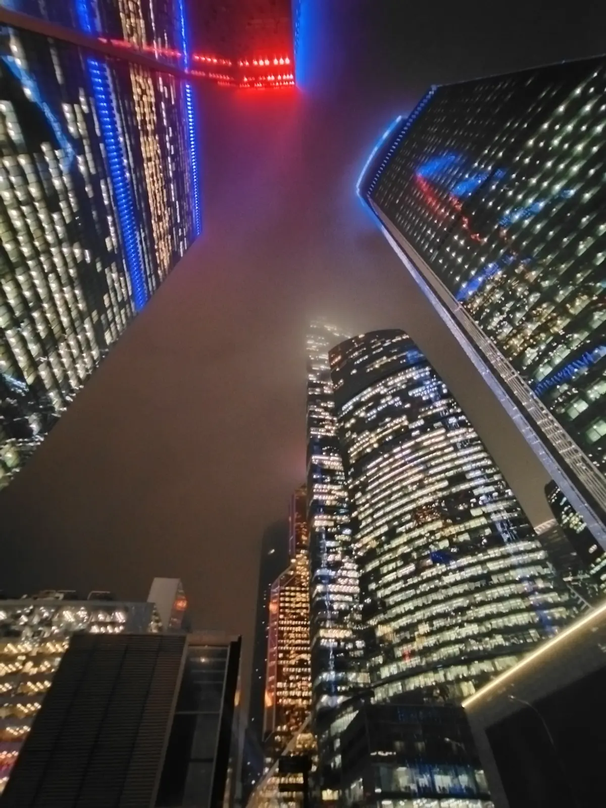 Три работы, одна зарплата - мультизанятость не только в ИТ | Сетка — социальная сеть от hh.ru